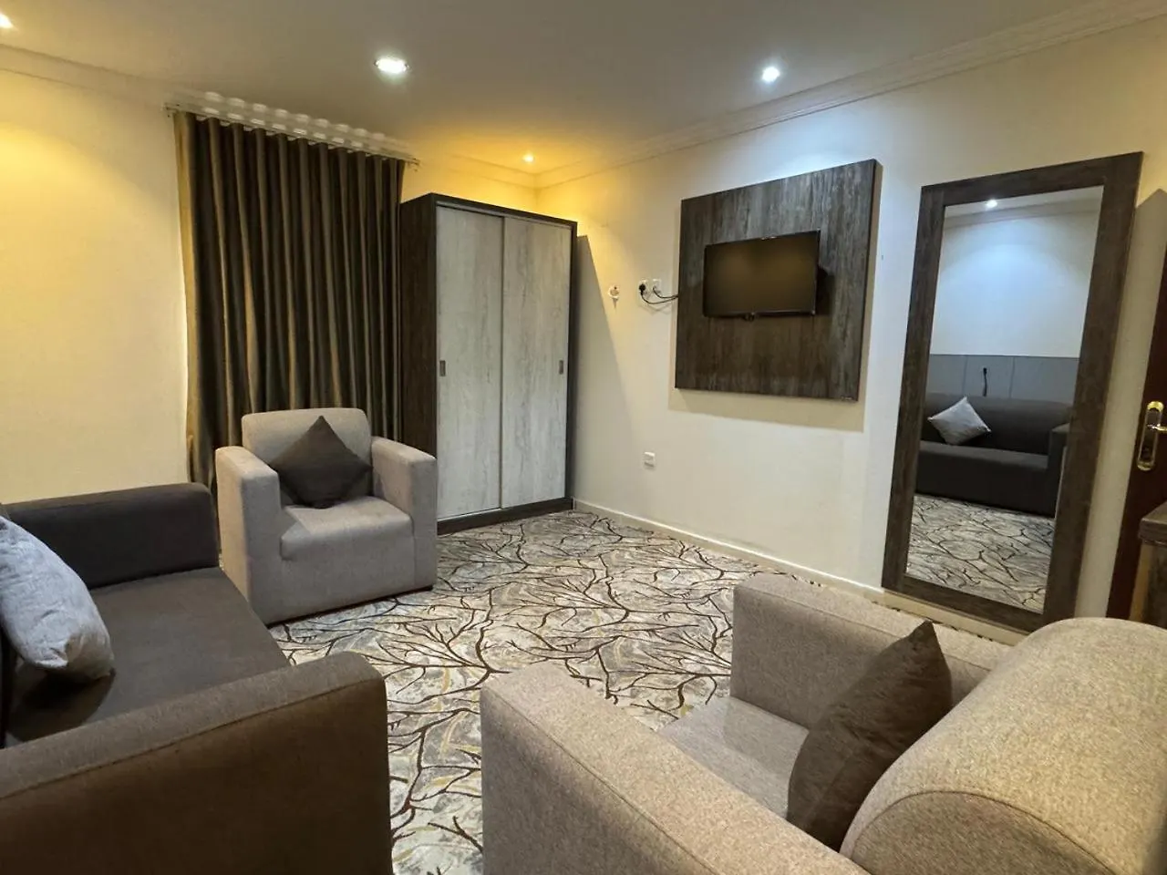 Hotel فندق الراقي المميز - Al-Raaqi Al-Mumayaz Mecca