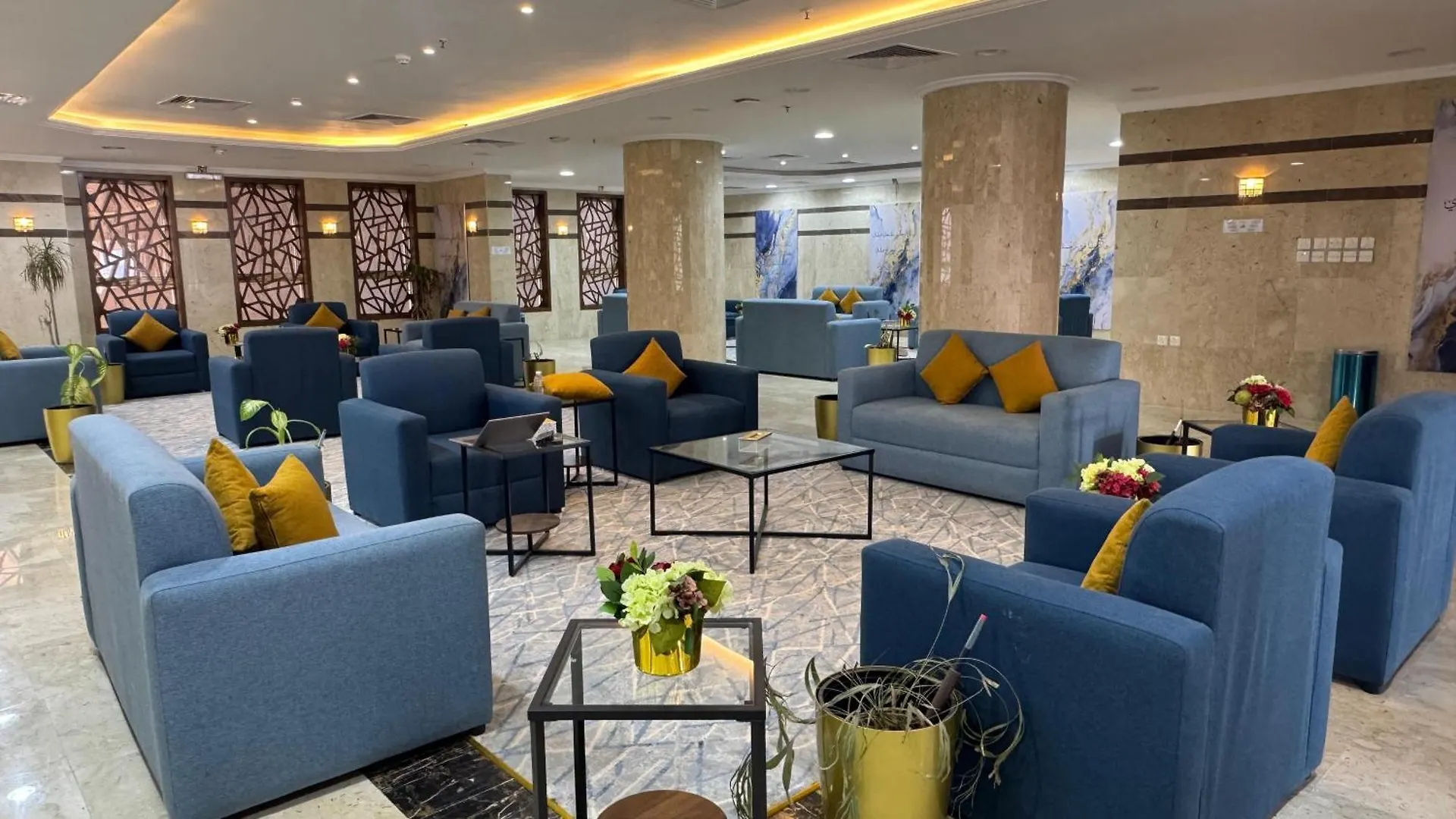 فندق الراقي المميز - Al-Raaqi Al-Mumayaz Mecca Hotel